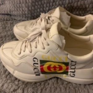 Men’s Rhyton Gucci Logo Leather Sneakers Sz 8